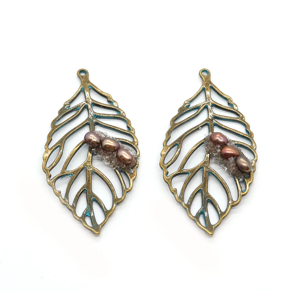 Модные бусины из цинкового сплава в форме листьев с инкрустированным пресноводным жемчугом в стиле барокко для самодельных ювелирных изделий, ожерелий, браслетов, аксессуары 35x71 мм