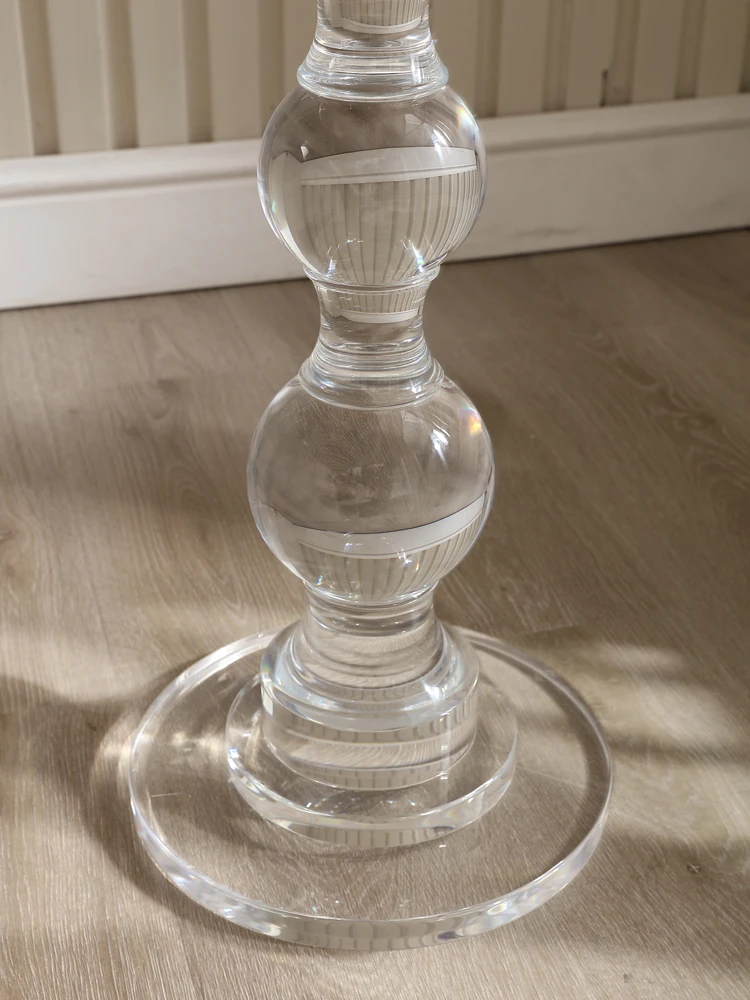 Креативный круглый журнальный столик для маленькой квартиры светильник