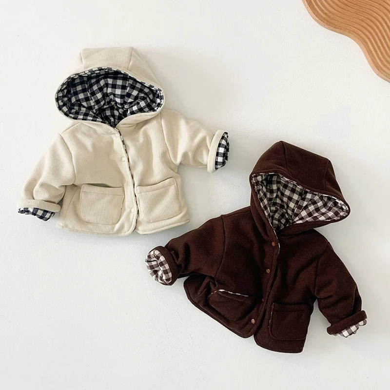 Зимнее плотное пальто для новорожденных мальчиков и девочек однотонное