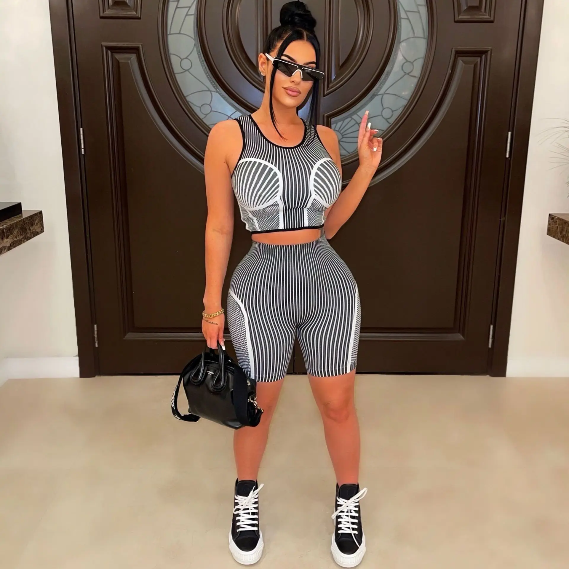 

Workout Sets Two Piece Outfits for Women Striped Tank Top and High Waist Legging Shorts Suit 2023 Fashion Active Wear Tracksuits