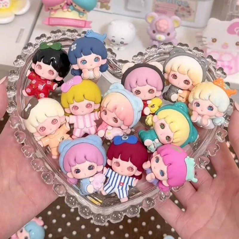 Фото Оригинальная мини-фигурка Cqtoys Yooie из серии Sweet Dream Party, милая фигурка девочки, украшение для рабочего стола, подарок для фанатов №1