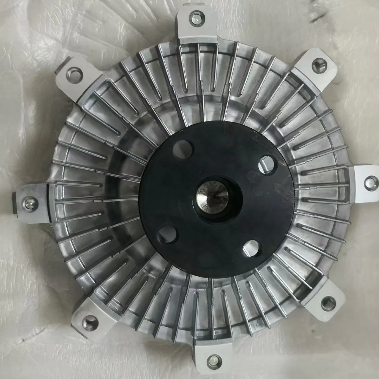 Фото MD317679 Муфта охлаждающего вентилятора для Mitsubishi L200 TritonK62T K65 K72T K75T Paiero Montero y11 y31300 L400 4G63 4G64 MD №2