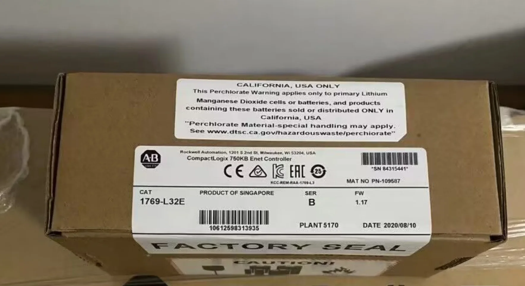 Рисунок 2 - новый AB 1769-L32E 1769L32E B в