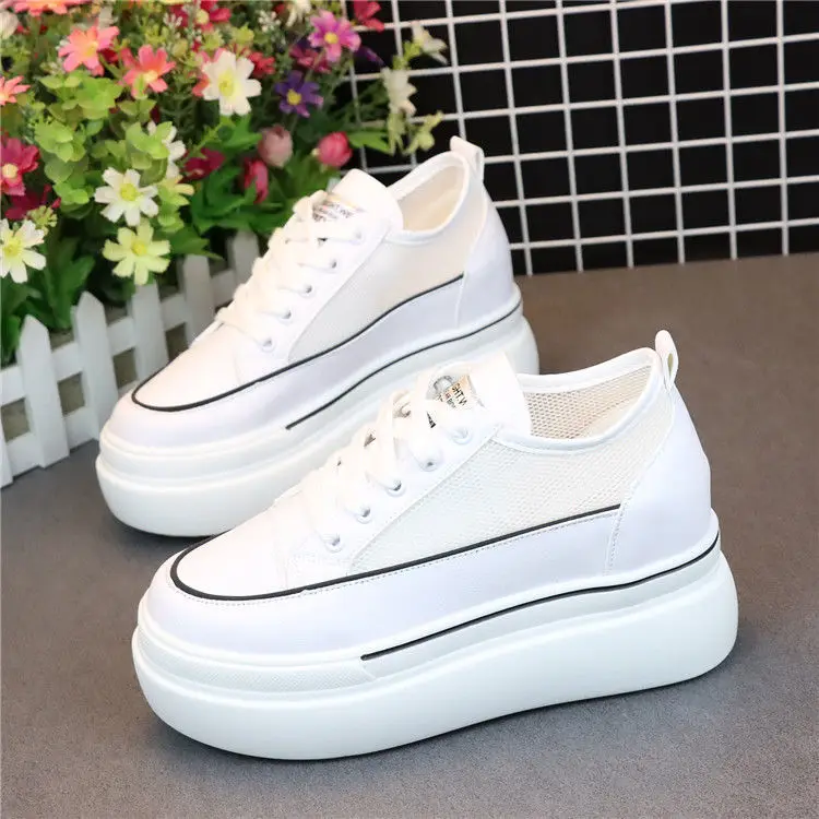 2022 Height Increasing Insole Female Casual Lace up White Shoes Versatile Casual round Toe Sneakers Soft Leather Women's Pumps