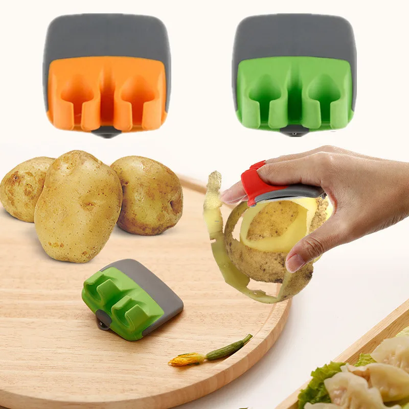 

1 Pack Two Finger Grater Fruit Peeler Scratch Resistant Hand Melon Grater Potato Carrot Grater Kitchen Stainless Steel Peeler