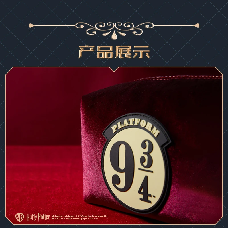 Квадратная косметичка с рисунком Магия Академии мультфильмов удобная сумка для