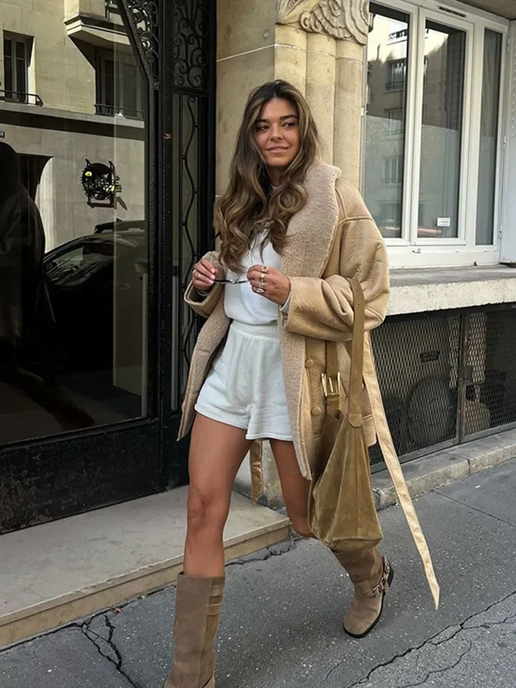 Кожаные пальто из искусственной шерсти с поясом для женщин свободное лацканами и