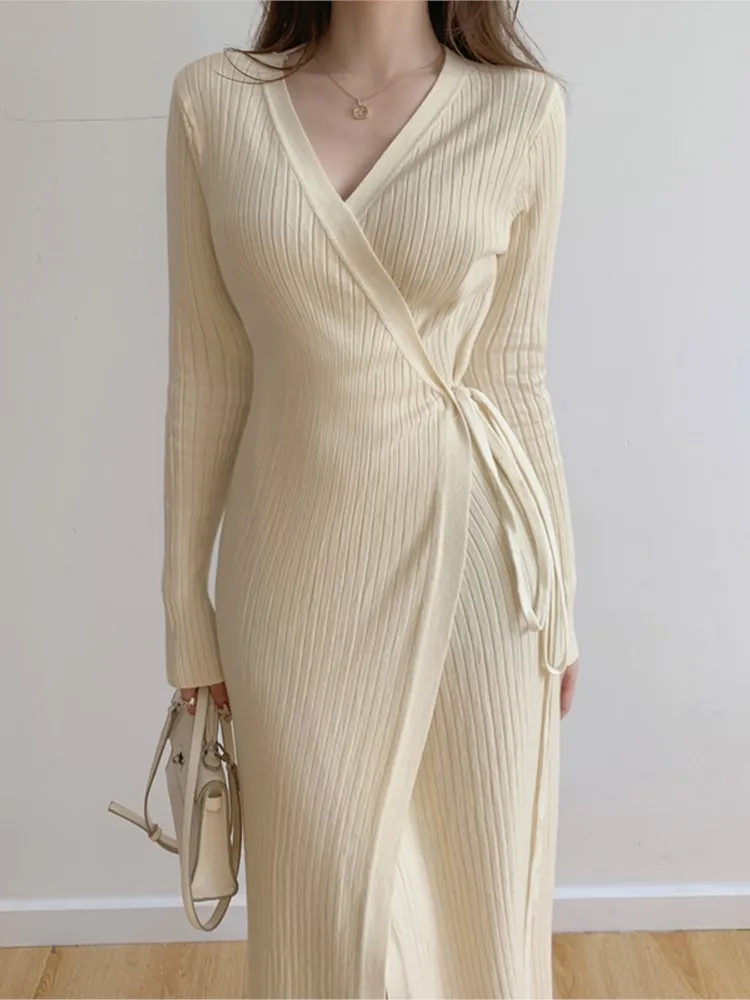 Женское трикотажное платье новое осенне-зимнее облегающее Повседневное