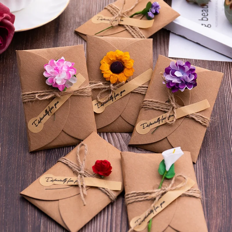 Customized Vintage DIY Kraft Paper Dried Flower Souvenir Birthday Valentine Blessing Greeting Card