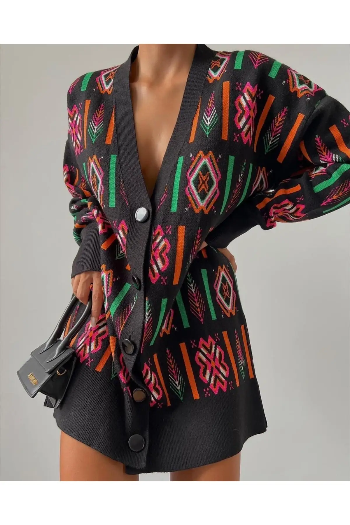 

Женский кардиган оверсайз в этническом стиле