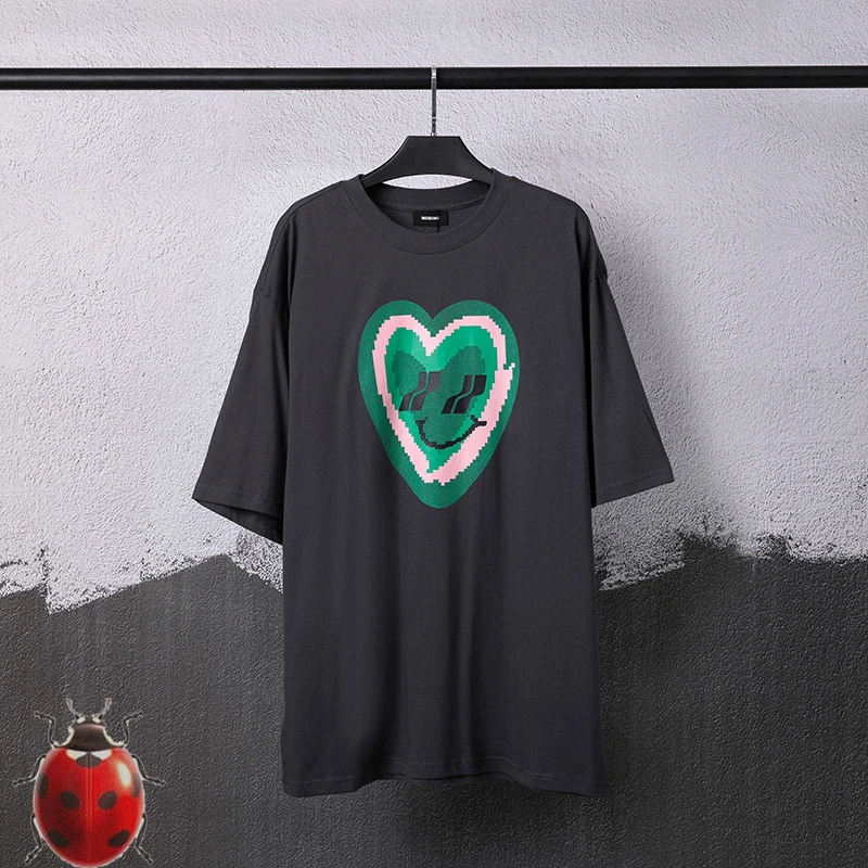 

Big Green Pink Heart Smiley Print Embroidered Patch Streetwear WE11DONE T-Shirt