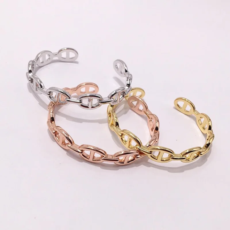 

Браслет в стиле ретро с изображением свиньи носа