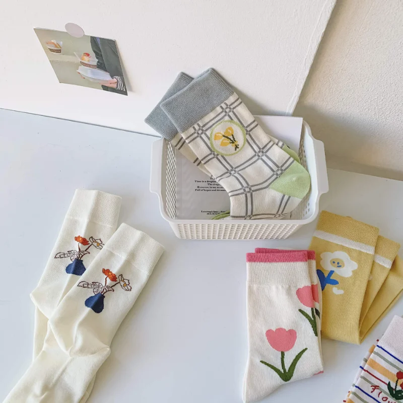 Autumn Winter New Lovely Sock Women Flower Pattern All Match Sweet Popular Middle Tube Pile Pile Socks Women Socks Cute Socks