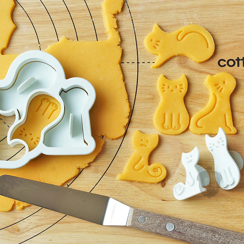 

4Pcs/set Cat Cookie Cutters Plastic Biscuit Mould 3D Cartoon Pressable Biscuit Mold DIY Fondant Cookie Stamp Baking Pastry Tools