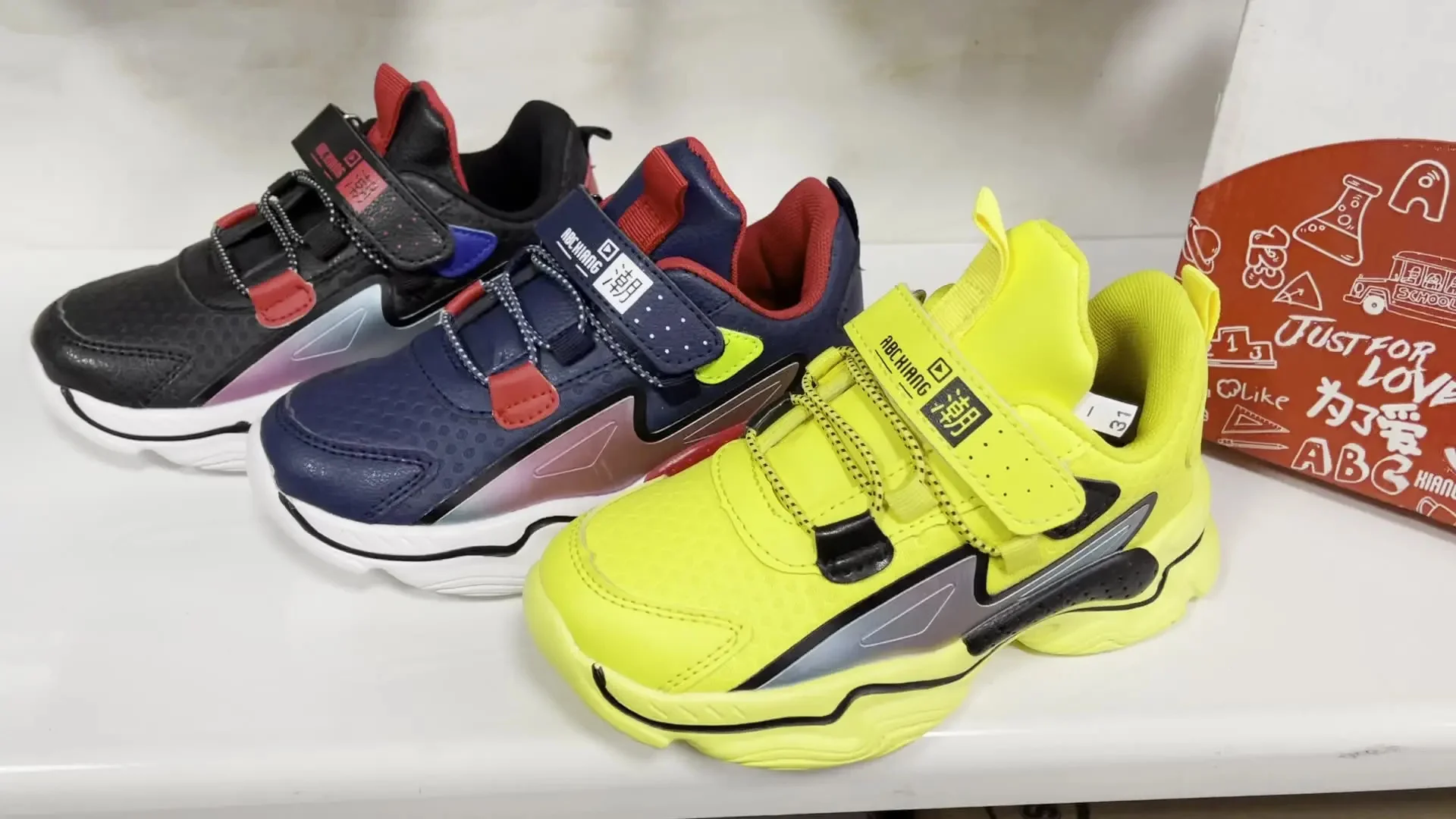 

Новая кожаная детская обувь для мальчиков на весну и осень, детская дорожная обувь для средней школы, детская обувь для начальной школы