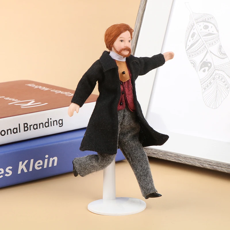 

1/12 миниатюрный кукольный домик, фарфоровая модель для кукол, красивый Молодежный мальчик, девочка, Декор, кукольный домик, игрушка