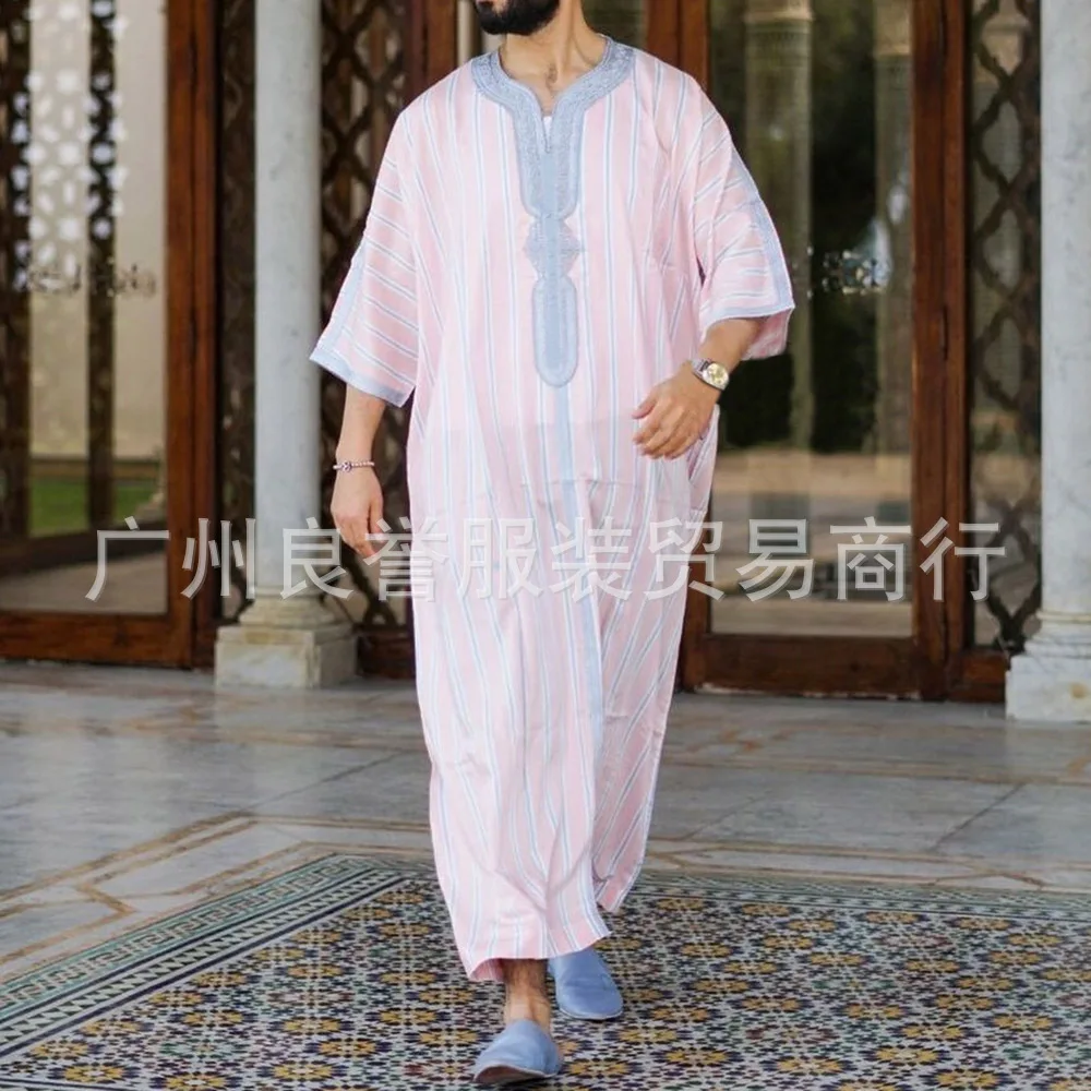 New Ethnic Style Middle East Arab Robe Loose Pink Stripe Medium Sleeve Muslim Men's Robe Casual Fashion Dubai Abaya