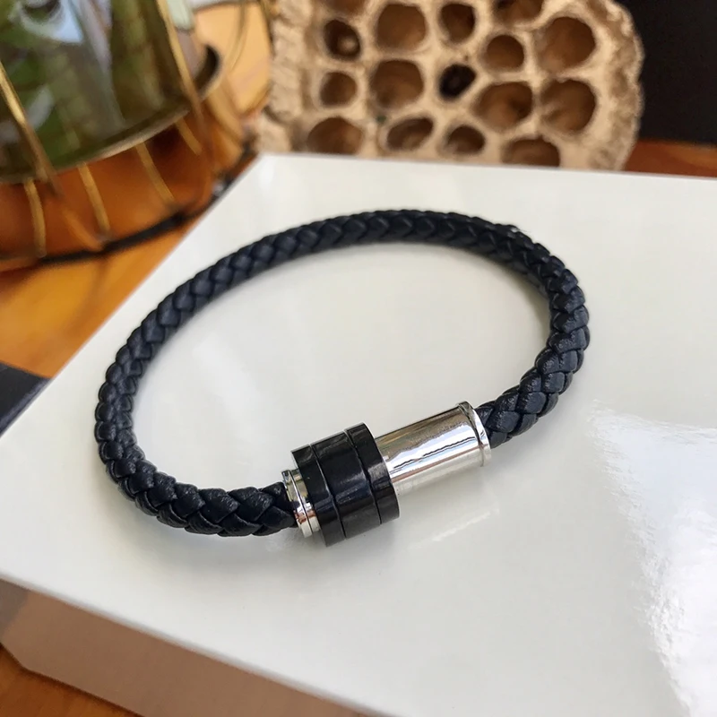 LAN MB Bracelet Luxury Designe PU Leather Stainless Steel Magnetic Buckle Blue Red Hand Strap Love Gift