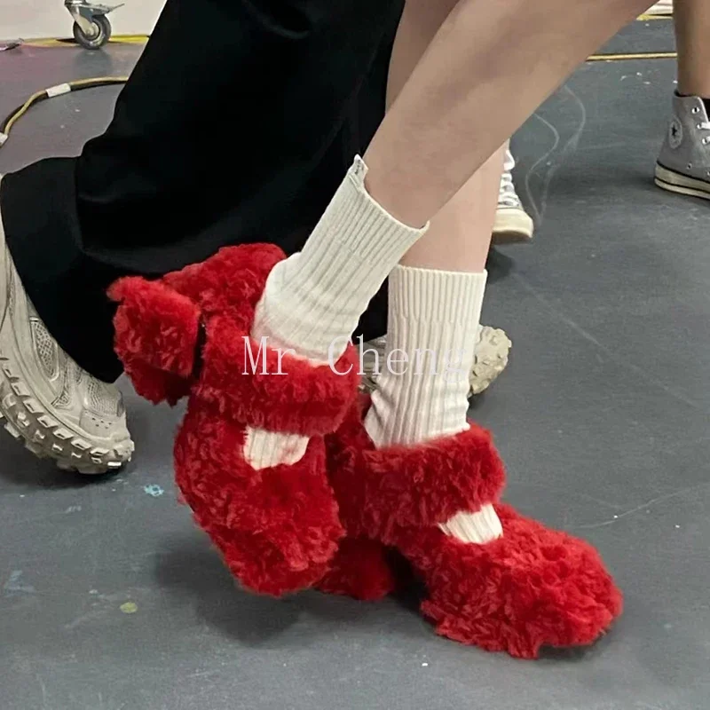 Туфли-лодочки с меховыми ремешками новинка осенние женские туфли-лодочки на