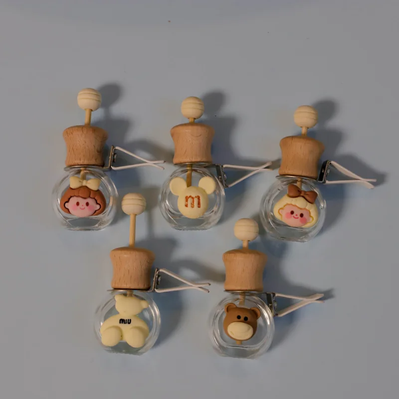 

5pcs 8ML Car Air Outlet Freshener Cute Cartoon Glass Perfume Clip Car Accessories Creative Car Perfume Bottle Hanging Ornament