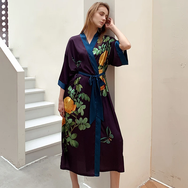 

Sexy Woman Nightie Home Clothes 2022 Dressing Gowns Womens Pijama Silk Bride Kimono Floral Robes Wedding Pajamas Satin Sleepwear