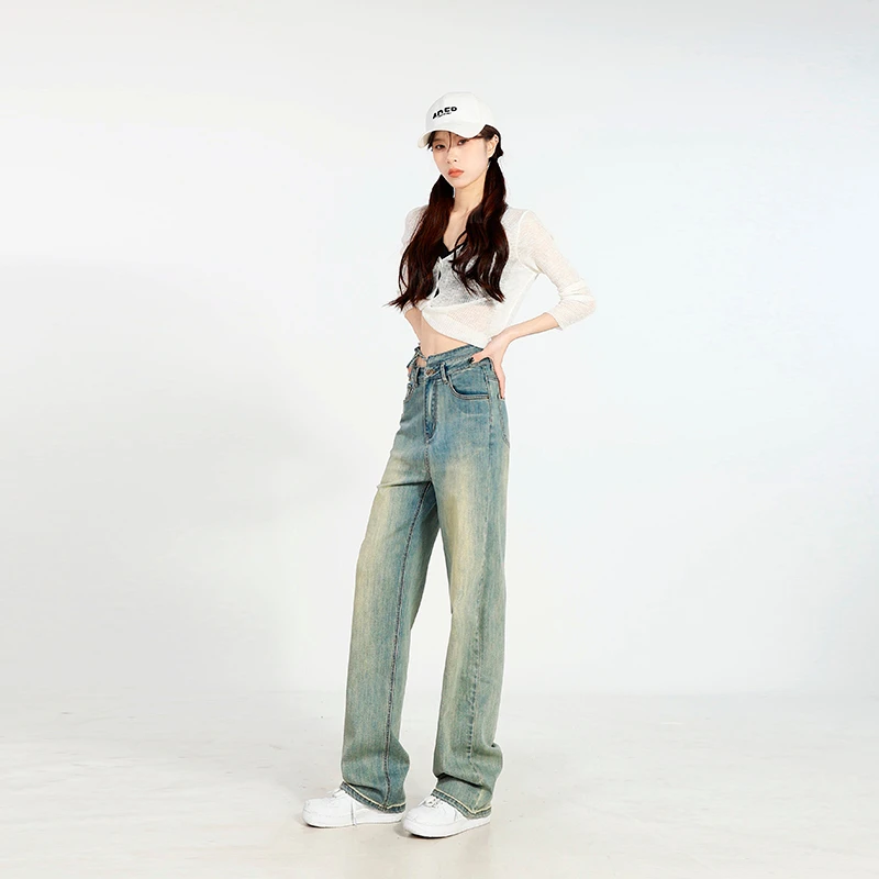 Real time photo of denim women's pants, autumn and winter high street 2023, retro blue waistband, wide legs, versatile high wais