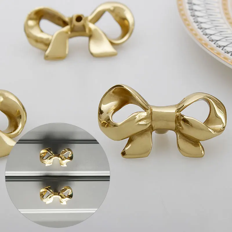 

Brass Bow Tie Handles European Style French Cabinet Wardrobe Door Drawer Knobs Handmade Gold Furniture Handle Pulls Home Decor
