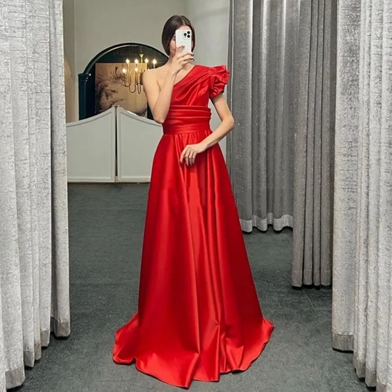 

Simple One Shoulder Evening Dress Red A Line 2022 Sexy Off Shoulder Long Prom Dress Women Open Back Satin Pleated Formal Party F