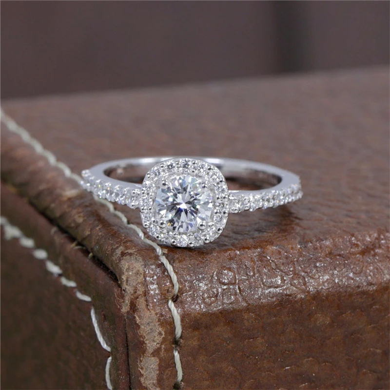 Обручальные кольца с круглым вырезом 18 К 5 0 карат