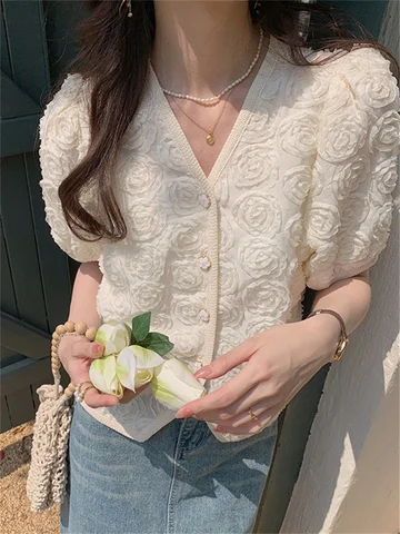 Женская блузка с коротким рукавом и цветочным принтом