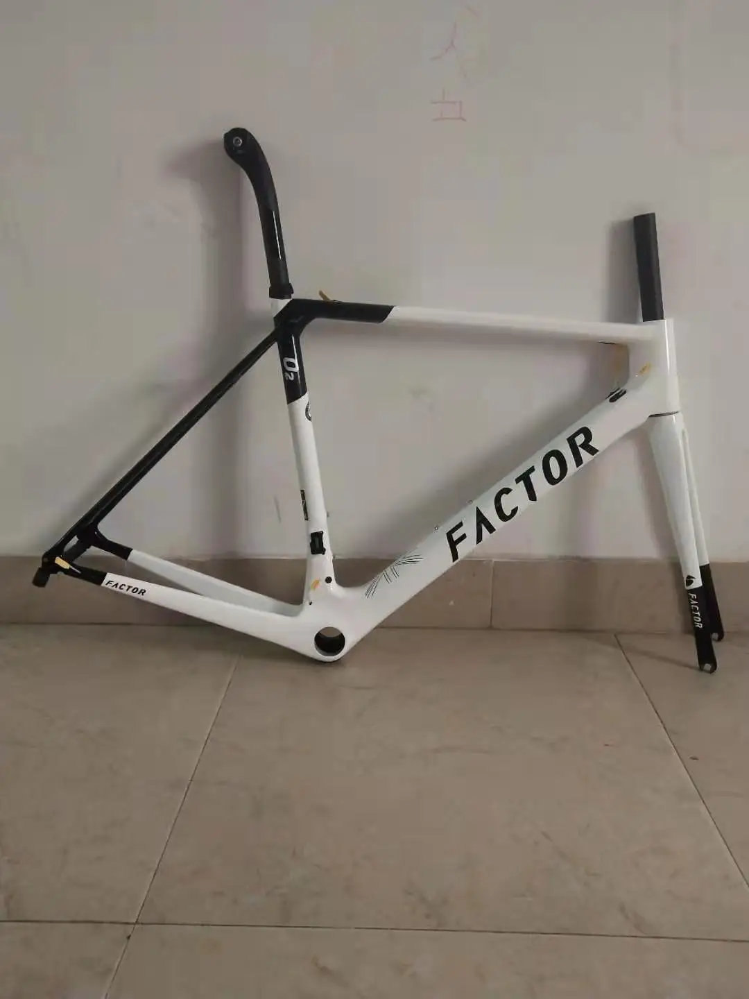 

FACTOR O2 top ultra-light full carbon frameCarbon Road Bike Frameset+Seatpost+Fork+Clamp+Headset
