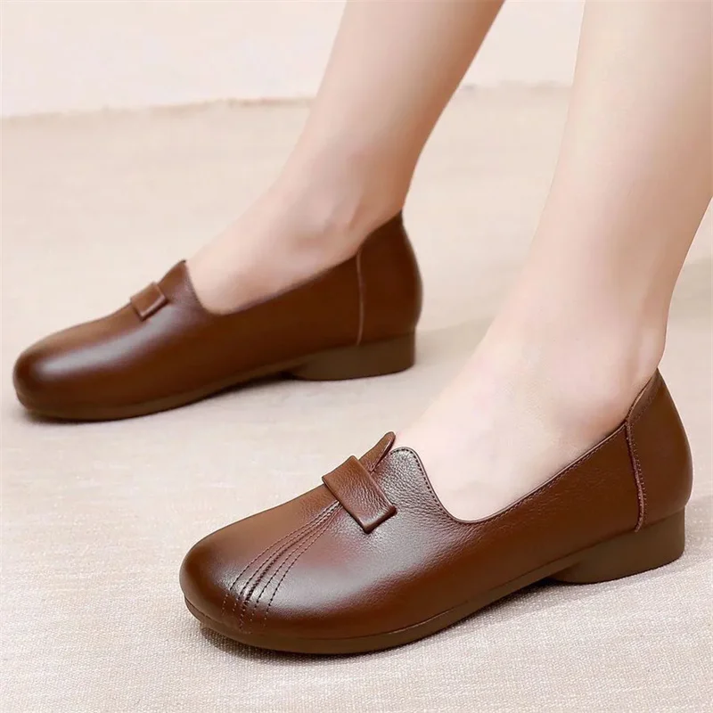 

Cresfimix Women Light Weight Elegant Brown Patent Leather Slip on Loafers for Office Lady Casual Shoes Zapatos De Mujer A1442