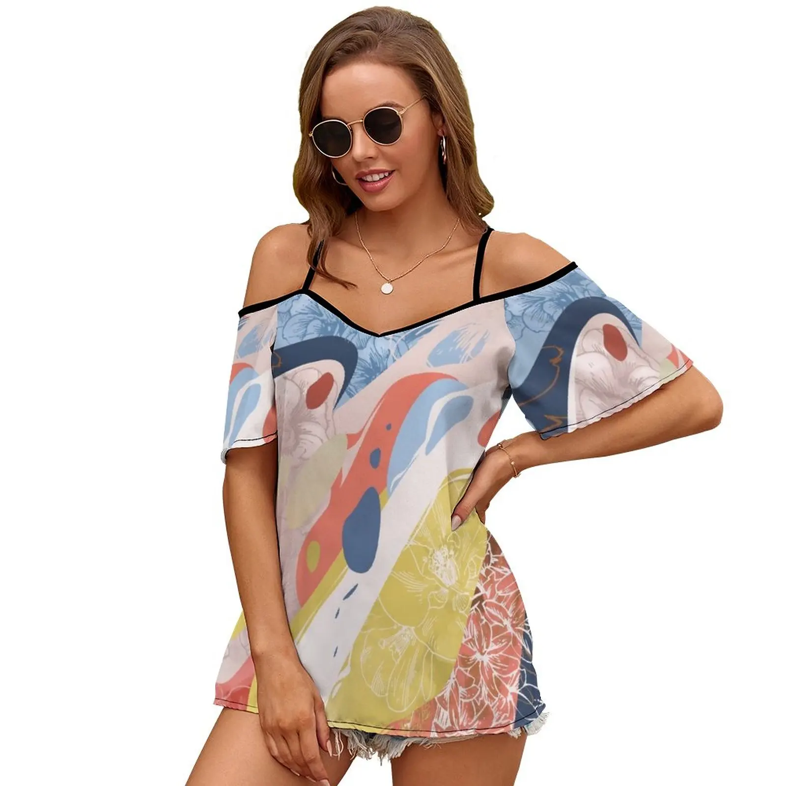 

Женская футболка с коротким рукавом и открытыми плечами, с цветочным принтом