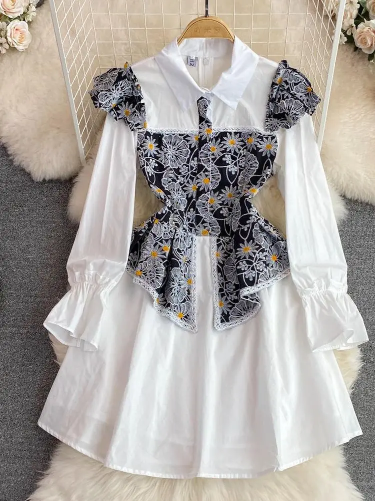 

Платье-трапеция женское белое с длинным рукавом и вышивкой