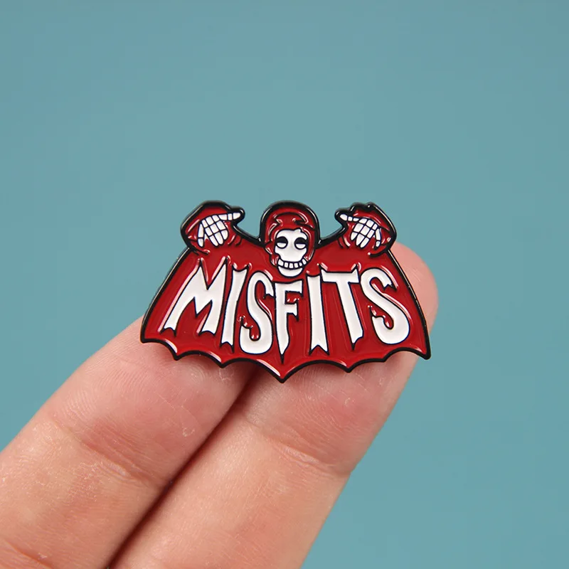 

SALeeee Band Misfits Badge Skull Bat Brooch Hardcore Punk Band Misfits Brooch