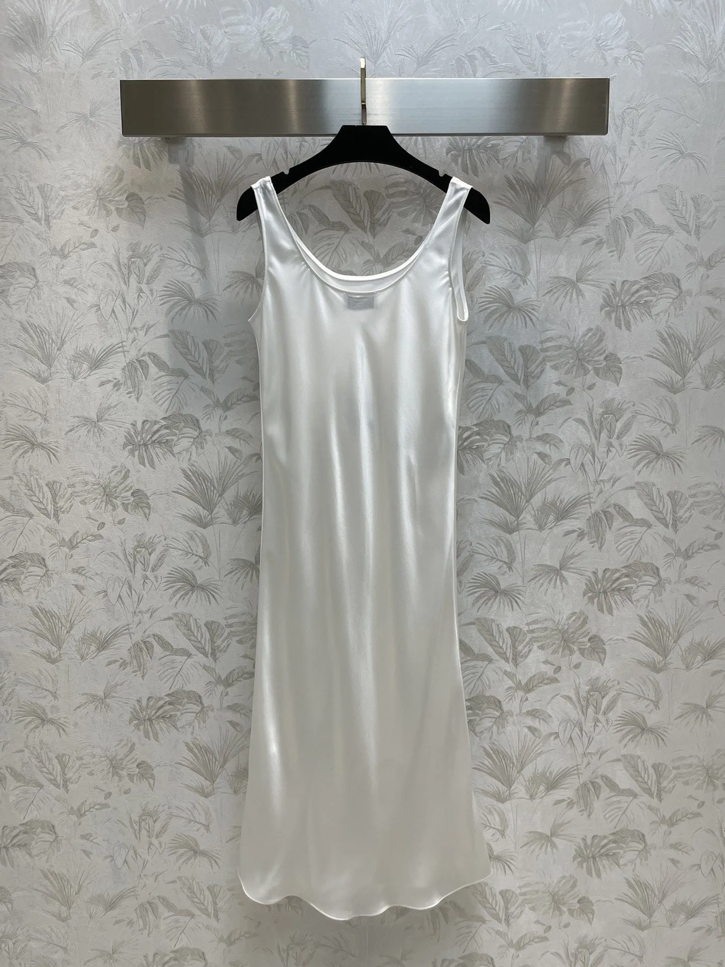 

2023 натуральный шелк, ацетатный сарафан, французское простое платье без рукавов, супер тонкое Полноразмерное платье для пожилых людей