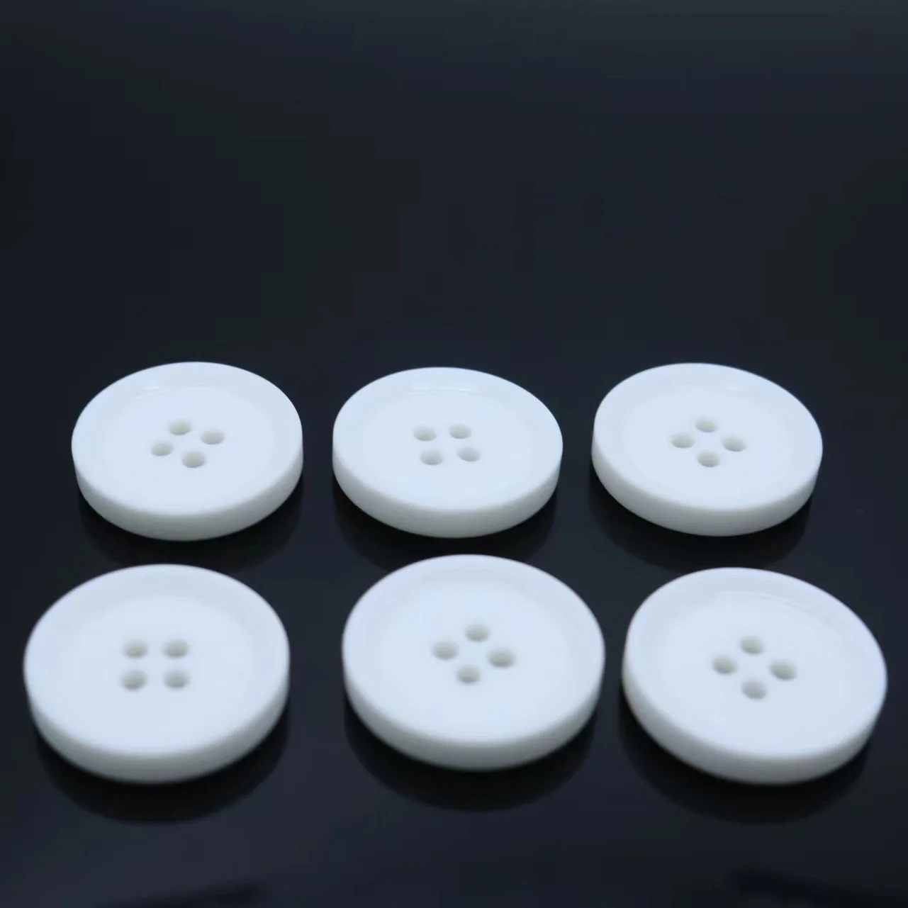 

23mm/25mm Resin white buttons 4-hole new coat buttons 30pcs