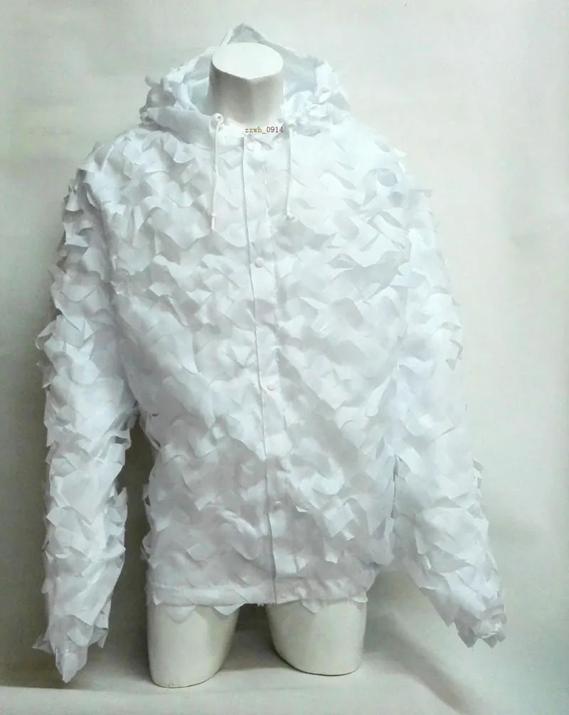 Камуфляжный костюм для охоты с объемным изображением камуфляжной сетки разных