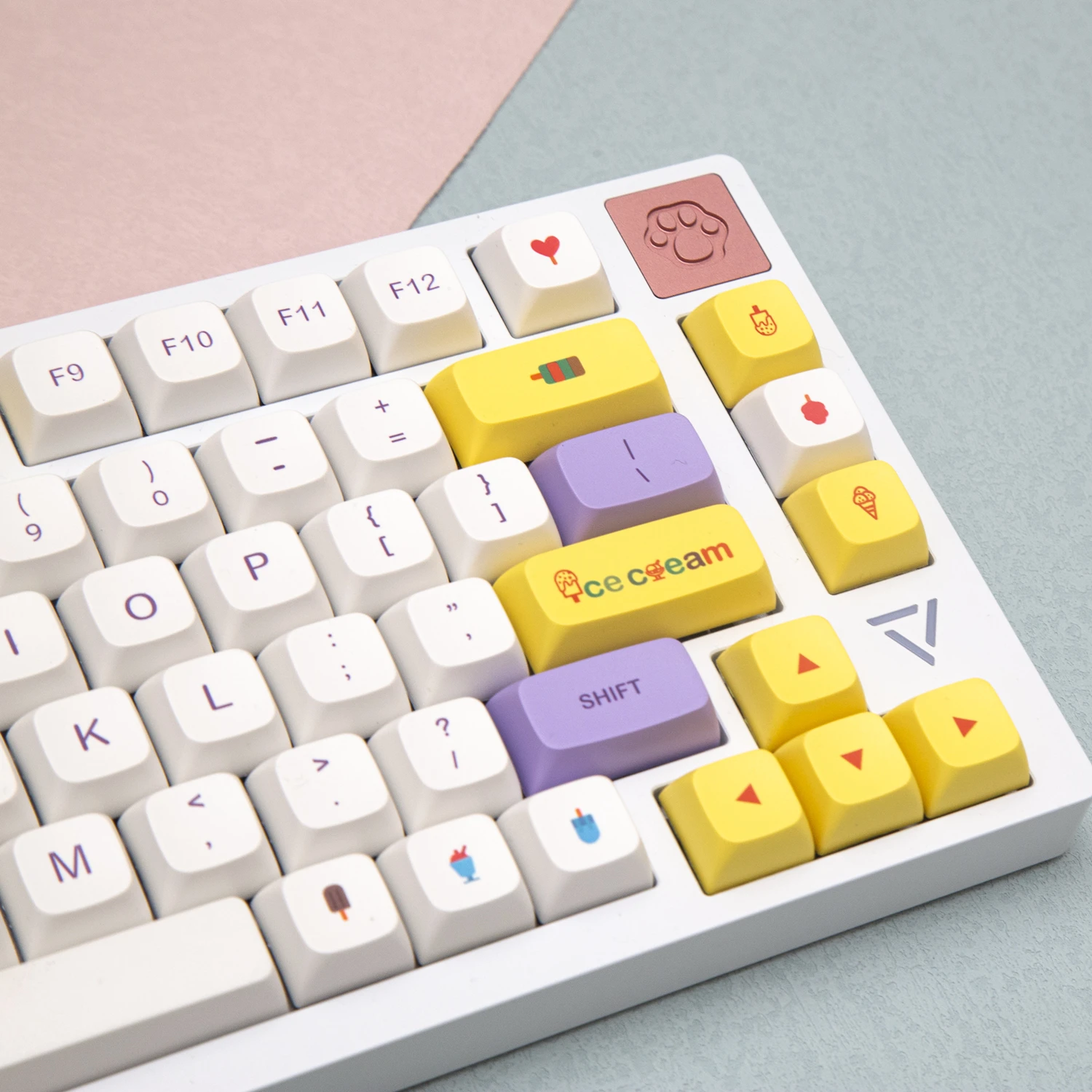 

Ice Cream Theme 135 Keys Keycaps XDA Profile PBT Dye Sublimation Keyboard Keycap For MX Switch 61/64/68/87/96/104/108 Keyboard