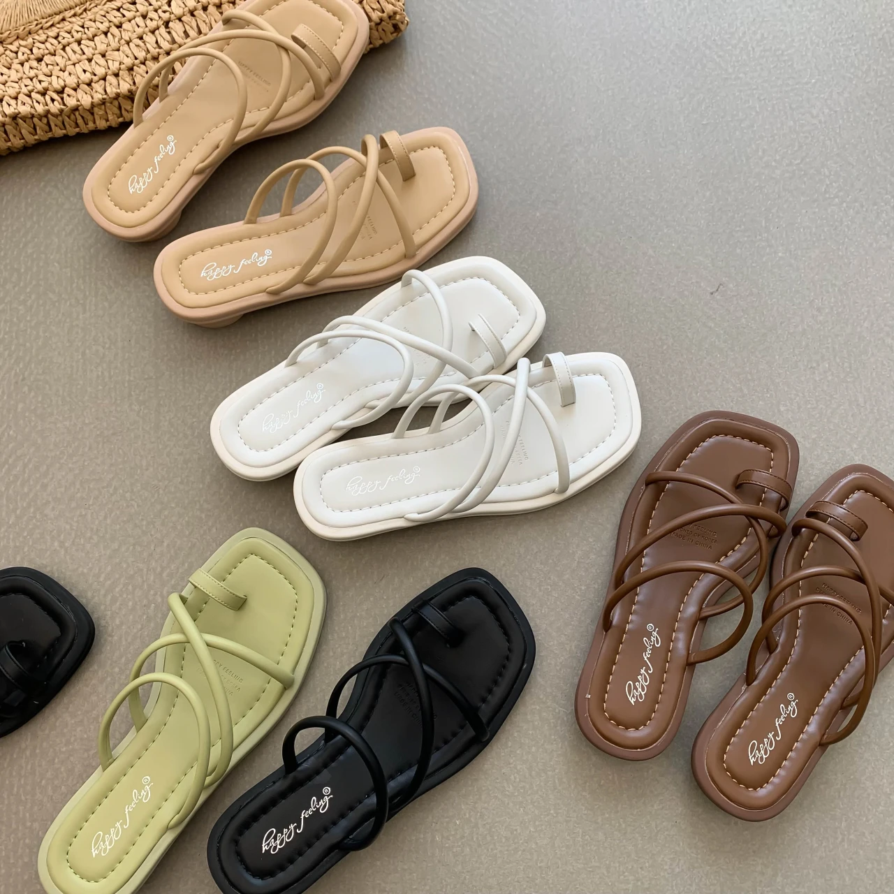 

2022 Summer Women Sandals Wedge Slippers Simple Solid Color Beach Slippers Square Toe Woman Open Toes Shoes Sandals Large Size