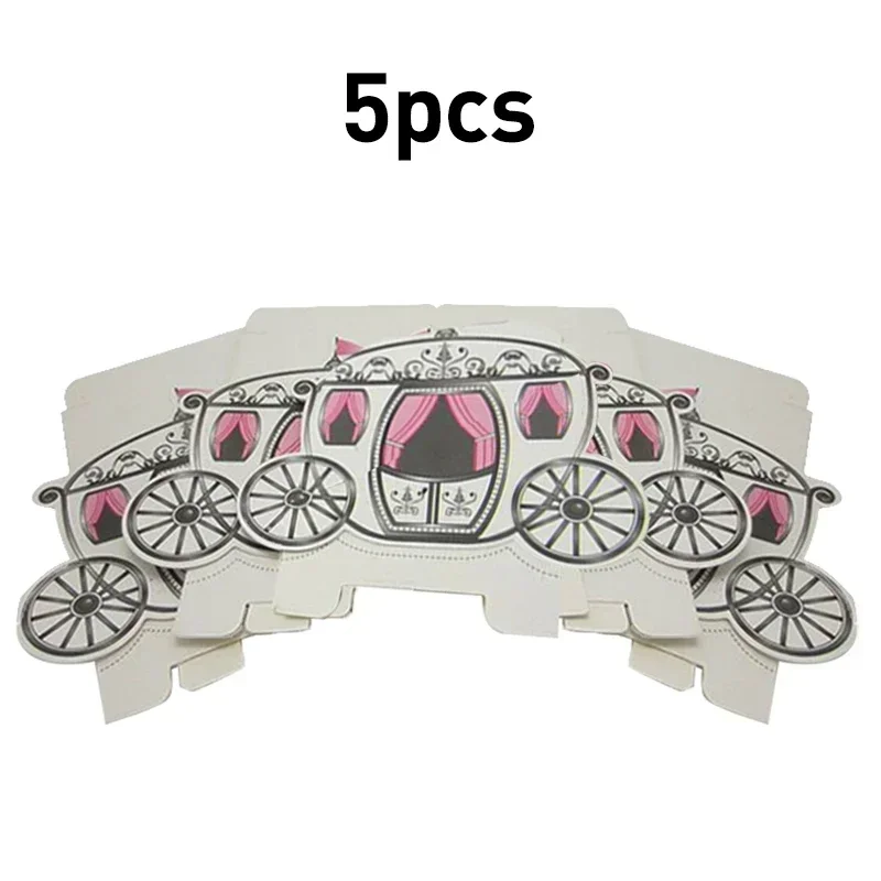 

Миниатюрная бумажная карета для конфет