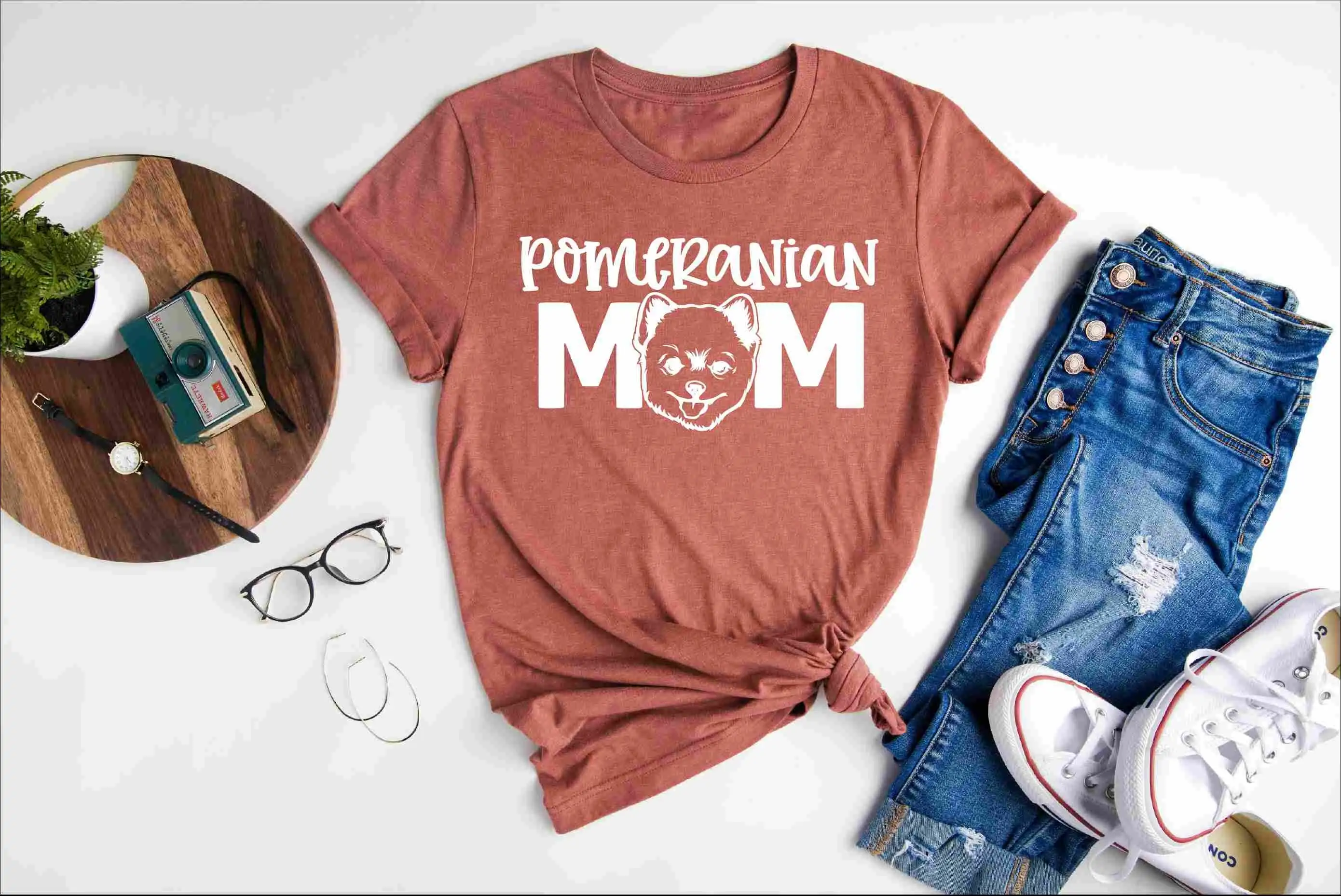 Женская футболка с померанской мамой и помпоном для влюбленных