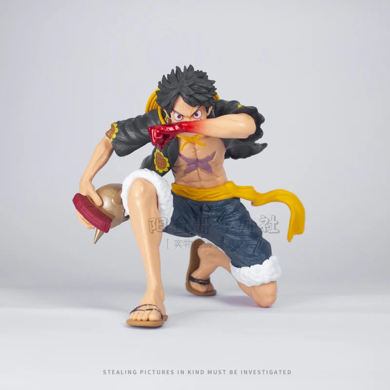 

One Piece blow Monkey D Luffy Japanese anime Anime Figures In shelf Model pendant statue Model Collection Figurine For Ornament