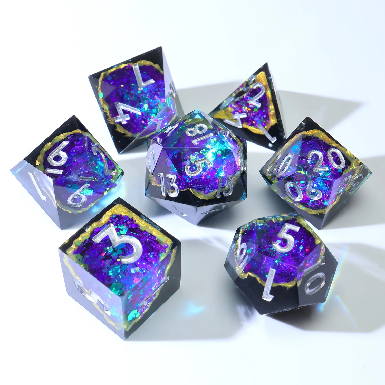 Набор многогранных RPG-кубиков Mystic Geode из полимерной смолы ручной работы для настольных ролевых игр Dungeons and Dragons - G2 (art.: 3920db4f67909) - 3920db4f67909