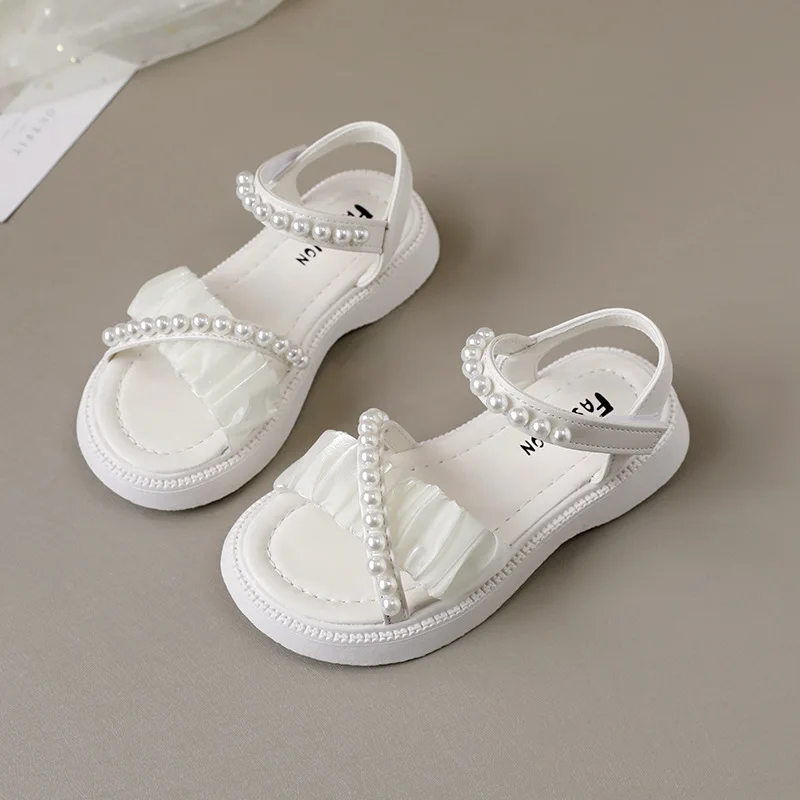 

Летняя обувь для девочек, туфли на плоской подошве с жемчугом и бисером, детские танцевальные туфли принцессы со складками, детские сандалии, детские Свадебные повседневные пляжные сандалии