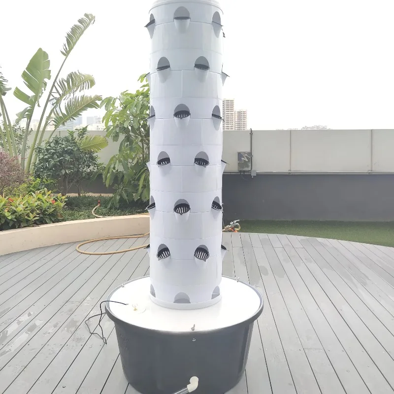 Вертикальная гидропонная система для выращивания клубники