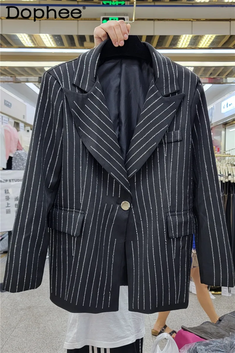 

Fall 2023 New Design Socialite Heavy Industry Vertical Stripes Rhinestone Suit Jacket Women Temperament Black Suit Blazer Coat