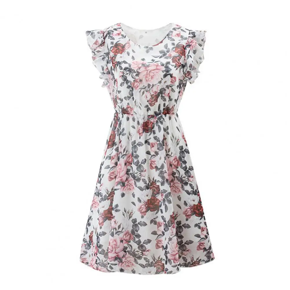 

Женское летнее платье-миди с цветочным принтом и оборками на рукавах