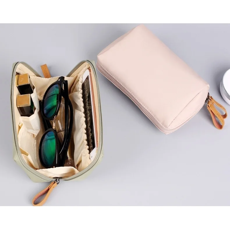 

Multifunctional Small Cosmetic Bag Cosmetic Bag Lipstick Bag Mobile Phone Storage Small Meal Bag