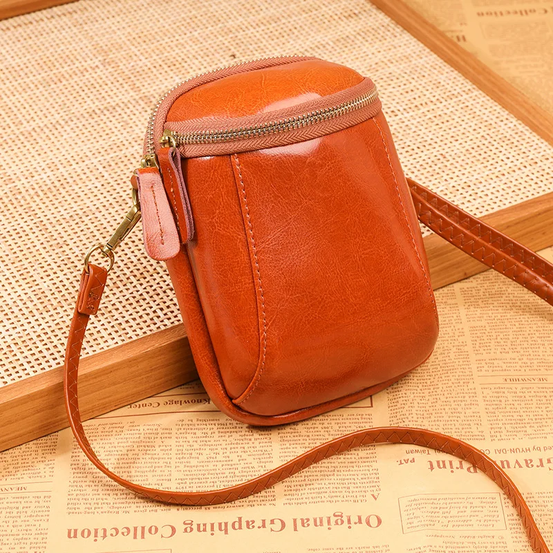 

New Fashion Trend Sling Designer Handbags For Women Oil Wax Genuine Leather Bucket Casual Vintage Phone Shoulder Messenger Bags